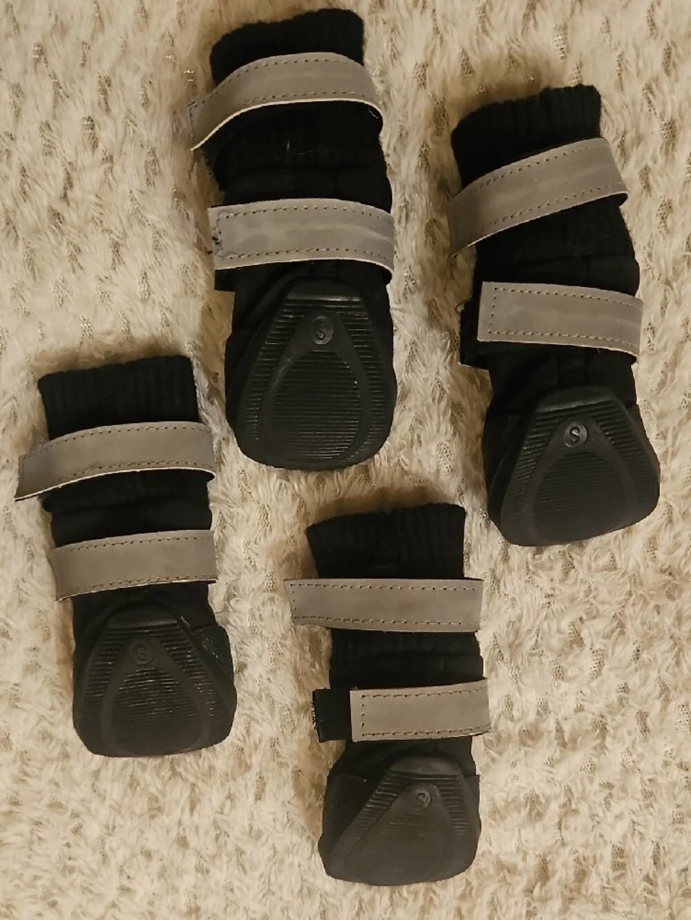 Youly durable black